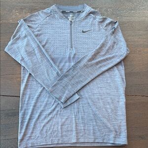 Nike Gray Dri-FIT Golf Pullover-Circling Raven Golf Club